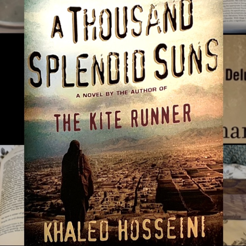 🚫SOLD🚫 Variety of books (A Thousand Splendid Suns, DSM-IV & The God Delusion)